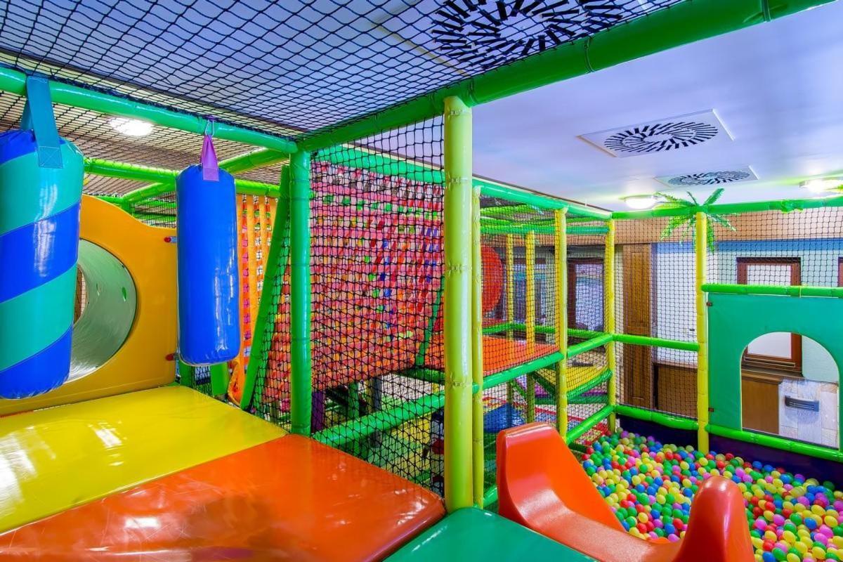 Aplend Wellness Hotel Borovica Štrbské Pleso Εξωτερικό φωτογραφία
